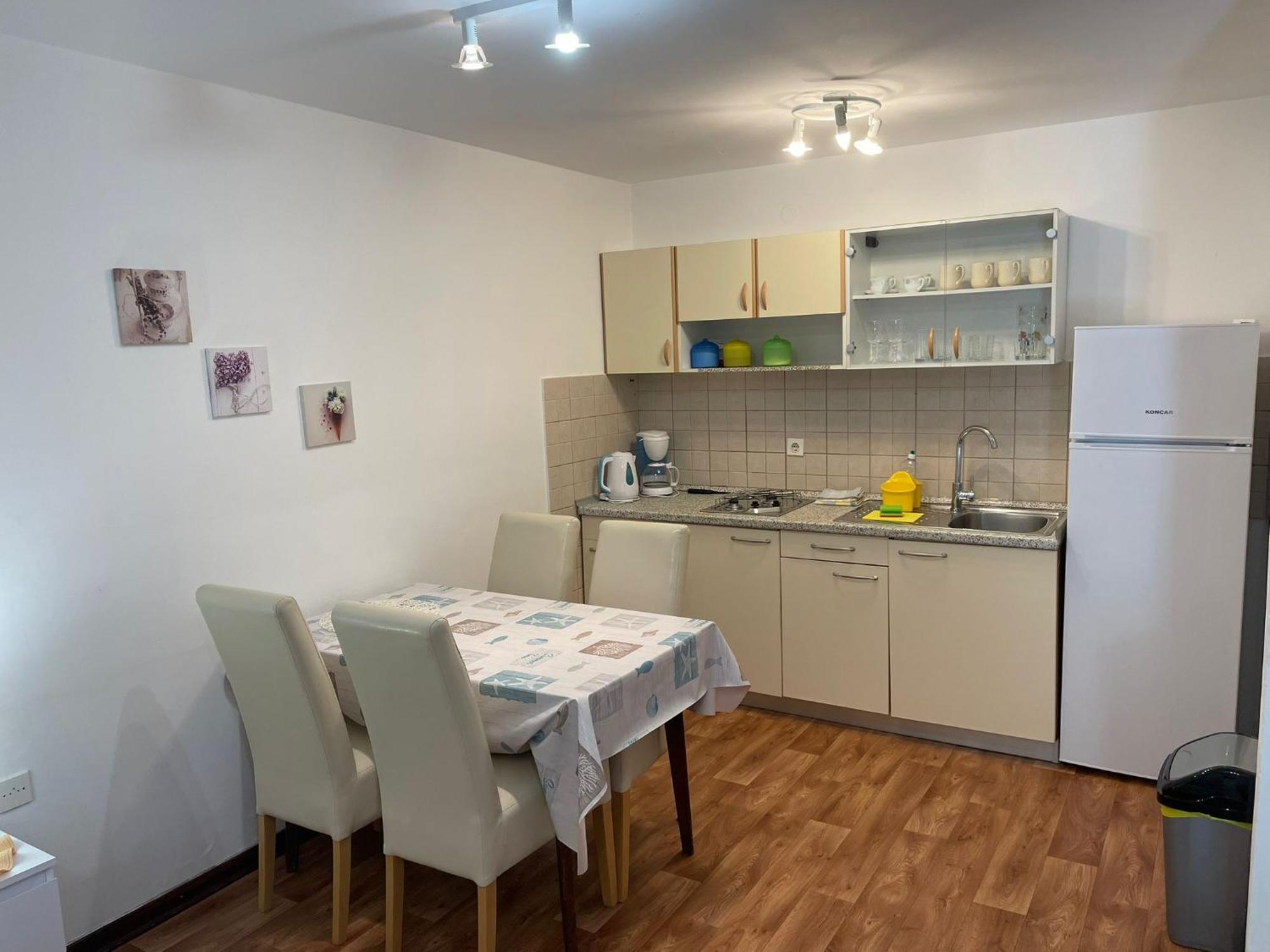 Apartmani Mavrinac Nerezine Zimmer foto